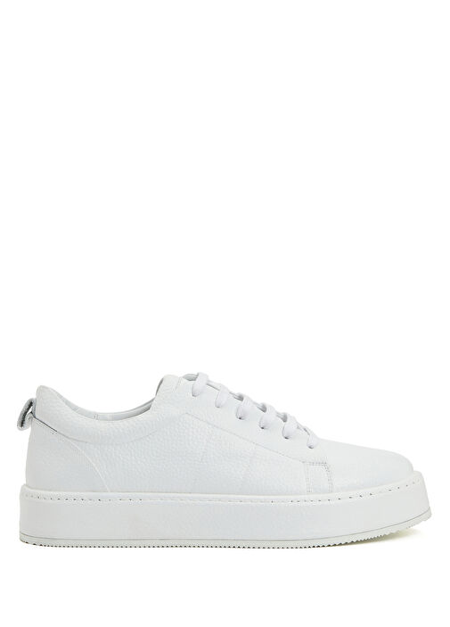 Demo shoe product photo